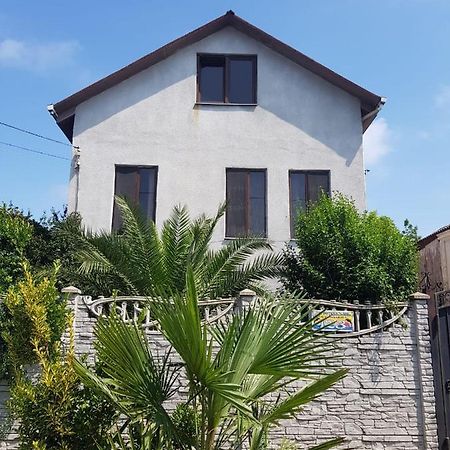 Гостевой Дом Поти Apartman Kültér fotó