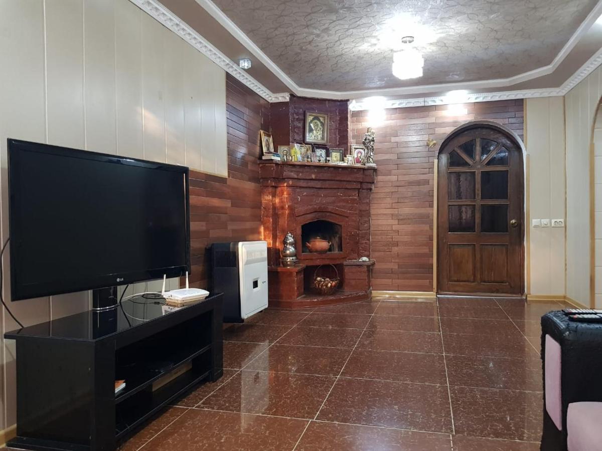 Гостевой Дом Поти Apartman Kültér fotó